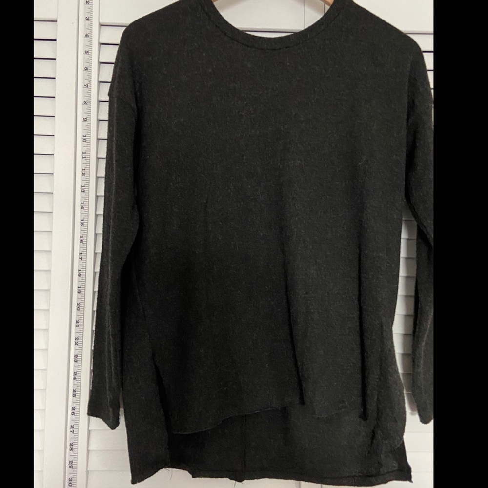 American Eagle Soft sweater